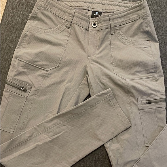 Kuhl Women's Slate Cargo Pants - Picture 3 of 6